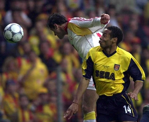 UEFA Cup 2000 Match Detail for Arsenal Shirt