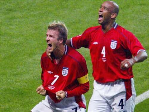 England World Cup 2002 Match Detail Patch Badge Football Shirt Flock Argentina